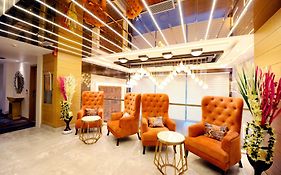 Hotel Landmark Near Golden Temple
